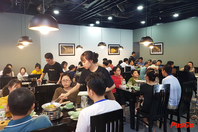 Nhà hàng Chả Cá Ngon Royal City 12